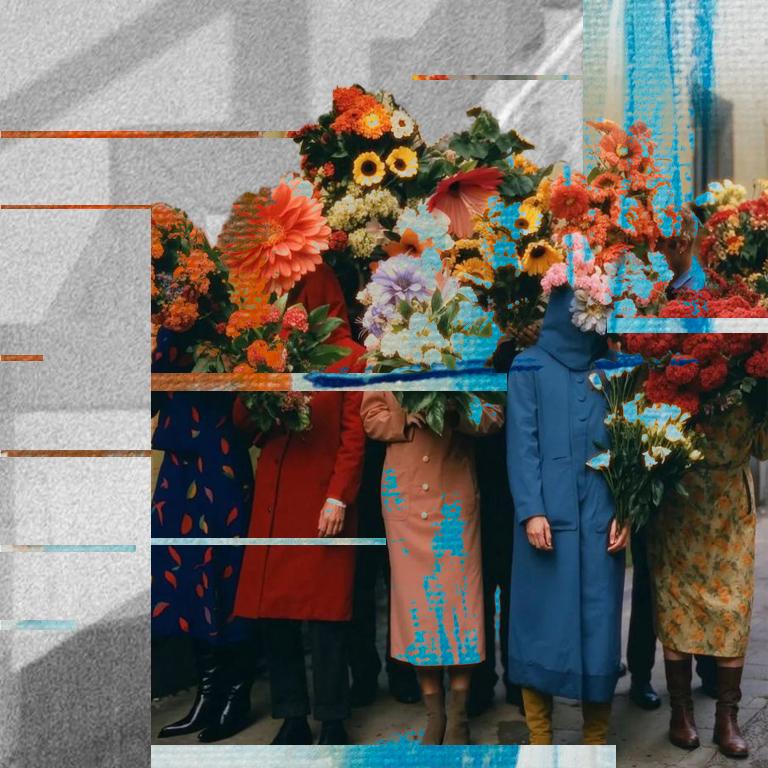 «у годину відмитих від бруду провулків...» (Із циклу «присутність»)